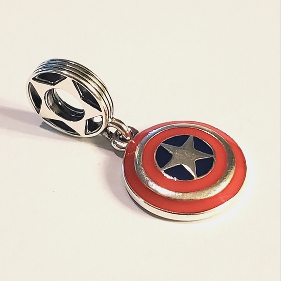 Authentic NEW Pandora The Avengers Captain America Shield Dangle Charm - Picture 2 of 8